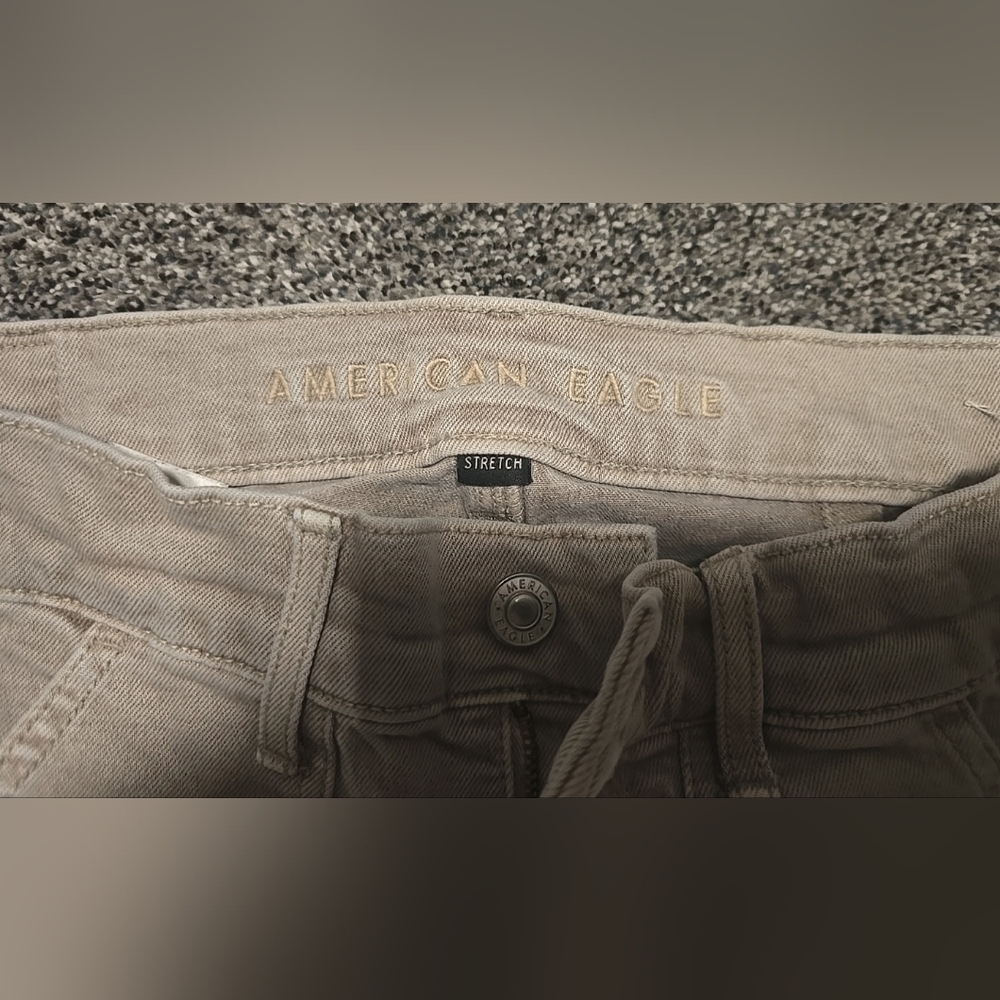 American Eagle Khaki Jeans, Women Size 4, Cargo Wide Leg Skater jeans Flat Front - Picture 4 of 12